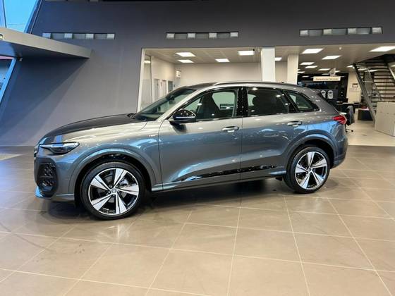 AUDI Q5 2.0 45 TFSI GASOLINA S-LINE QUATTRO S TRONIC